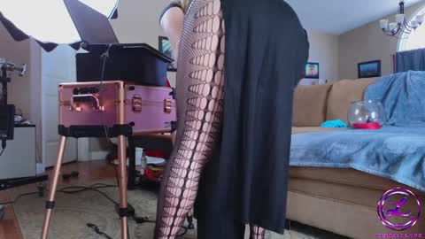 Snapshot of chroniclove chatting on 03.07.25 Marley online show from 03.07.25