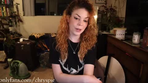 Snapshot of chrysanthulu chatting on 04.25.26 Chrys online show from 04.25.26