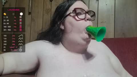 kenli online show from 11.24.25