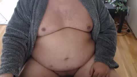 Snapshot of chubbyvix chatting on 05.12.26 AstorYvr online show from 05.12.26