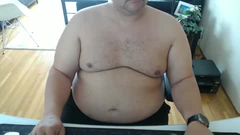 Snapshot of chubbyvix chatting on 05.19.26 AstorYvr online show from 05.19.26
