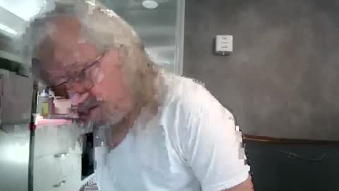 Snapshot of chuck3355257141 chatting on 06.29.26 chuck3355257141 online show from 06.29.26