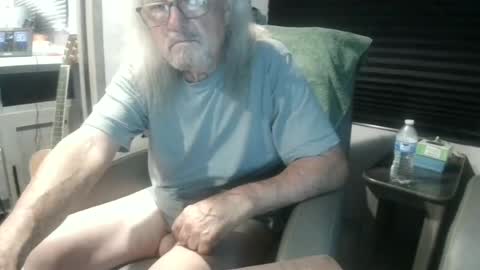 Snapshot of chuck3355257141 chatting on 07.16.26 chuck3355257141 online show from 07.16.26