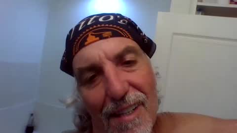 chuck354139 online show from 09.29.25