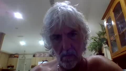 chuck354139 online show from 10.04.25