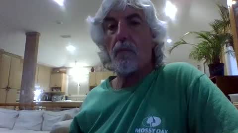 chuck354139 online show from 10.05.25