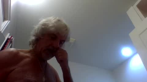 chuck354139 online show from 10.08.25