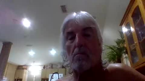 chuck354139 online show from 10.20.25