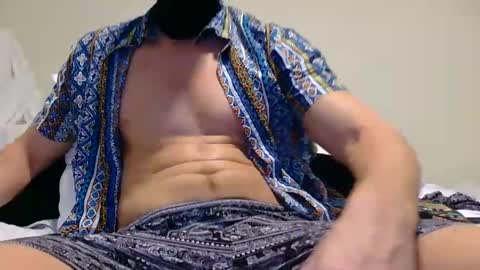 Snapshot of chuck5566 chatting on 12.18.25 chuck5566 online show from 12.18.25