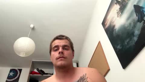 Snapshot of chuckyfor chatting on 10.27.25 chuckyfor online show from 10.27.25