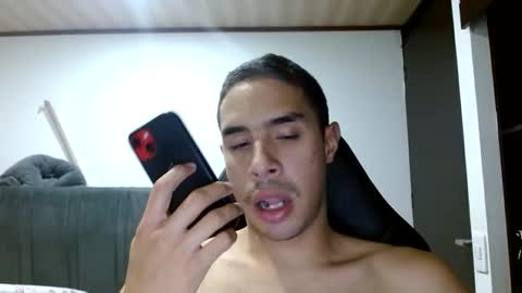 Snapshot of chuckykarla chatting on 01.11.26 Karlay online show from 01.11.26