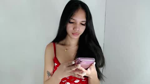Snapshot of cici_02 chatting on 05.04.26 call me Cici online show from 05.04.26
