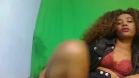 Snapshot of ciciazzhh chatting on 05.17.26 ciciazzhh online show from 05.17.26