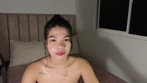 Snapshot of cielo_18d chatting on 06.18.26 Mia online show from 06.18.26
