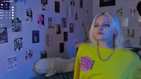 Snapshot of cigaretteduringsex chatting on 11.10.25 Helen and Teya online show from 11.10.25