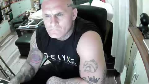 cikakure16081976 online show from 04.17.26