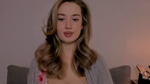 Snapshot of cindyprettywomen chatting on 11.01.25 cindyprettywomen online show from 11.01.25