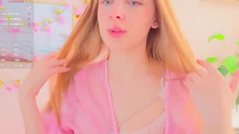 Snapshot of cindyreming01 chatting on 09.13.25 indy online show from 09.13.25