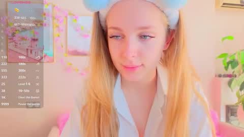 Snapshot of cindyreming01 chatting on 09.16.25 indy online show from 09.16.25