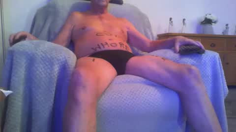 Snapshot of cineman22 chatting on 11.15.25 Cineman22 online show from 11.15.25