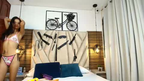 cinthiabaker online show from 11.25.25