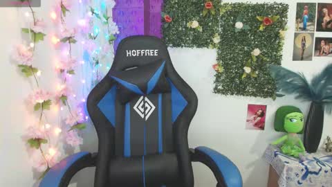 CinthiaCarter online show from 10.27.25