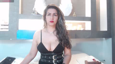 Cinthya  online show from 01.22.25