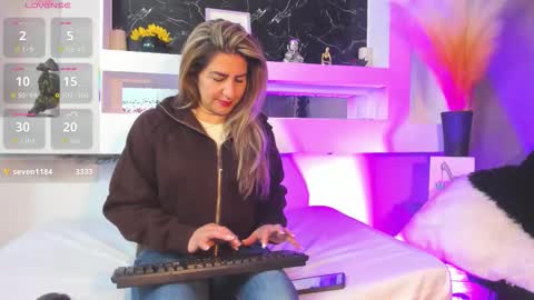 Cinthya  online show from 03.28.26