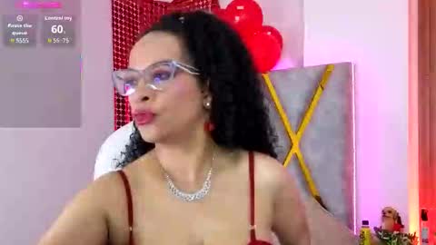 Snapshot of cintia_holms chatting on 02.28.26 Cintia online show from 02.28.26