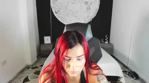 Snapshot of cintiacolins chatting on 11.14.25 CintiaCollins online show from 11.14.25