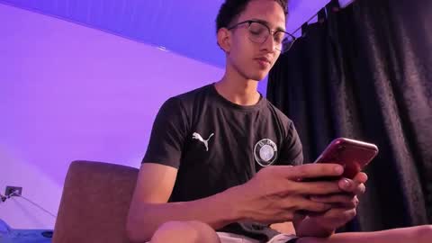 Snapshot of cj_davis1 chatting on 11.11.25 cj_davis1 online show from 11.11.25