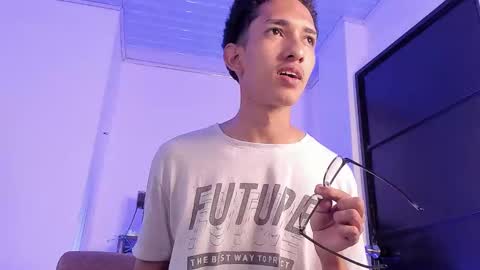 Snapshot of cj_davis1 chatting on 11.19.25 cj_davis1 online show from 11.19.25