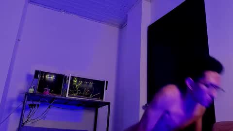 Snapshot of cj_davis1 chatting on 11.25.25 cj_davis1 online show from 11.25.25