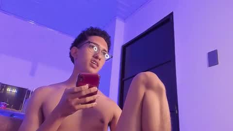 Snapshot of cj_davis1 chatting on 11.29.25 cj_davis1 online show from 11.29.25