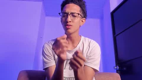 Snapshot of cj_davis1 chatting on 12.01.25 cj_davis1 online show from 12.01.25