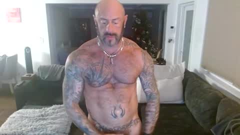 Snapshot of cjmadisonxxx chatting on 12.23.24 SoFLoBiHungDude online show from 12.23.24