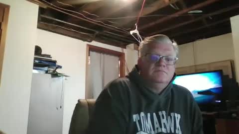 Snapshot of cjohns3501 chatting on 04.01.26 cjohns3501 online show from 04.01.26