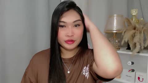 CLAIRE online show from 05.11.26