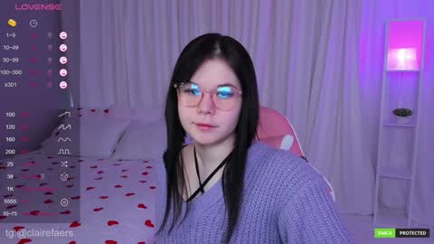 Claire Faers online show from 01.15.25