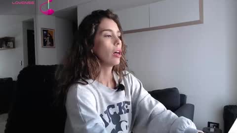 clairevarhol online show from 10.08.25