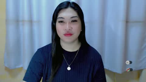 Snapshot of clairewntr_ chatting on 01.06.25 CLAIRE online show from 01.06.25