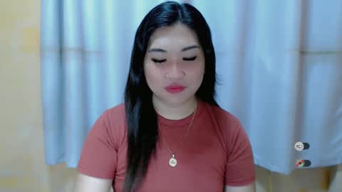 Snapshot of clairewntr_ chatting on 01.07.25 CLAIRE online show from 01.07.25