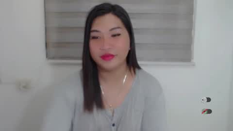 Snapshot of clairewntr_ chatting on 01.29.25 CLAIRE online show from 01.29.25