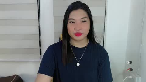 Snapshot of clairewntr_ chatting on 01.30.25 CLAIRE online show from 01.30.25