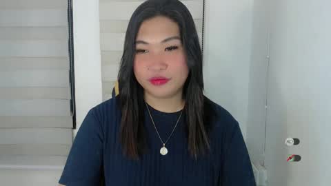 Snapshot of clairewntr_ chatting on 02.16.25 CLAIRE online show from 02.16.25