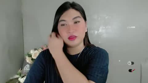 Snapshot of clairewntr_ chatting on 03.07.25 CLAIRE online show from 03.07.25