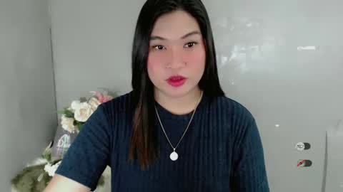 Snapshot of clairewntr_ chatting on 03.09.25 CLAIRE online show from 03.09.25