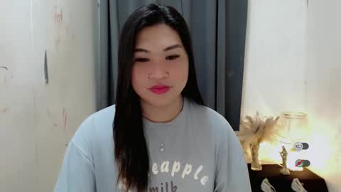 Snapshot of clairewntr_ chatting on 09.13.25 CLAIRE online show from 09.13.25