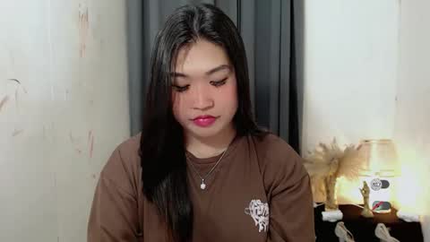 Snapshot of clairewntr_ chatting on 09.16.25 CLAIRE online show from 09.16.25