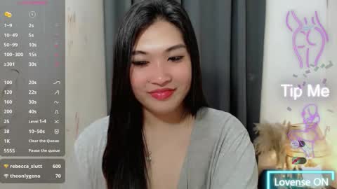 Snapshot of clairewntr_ chatting on 10.25.25 CLAIRE online show from 10.25.25